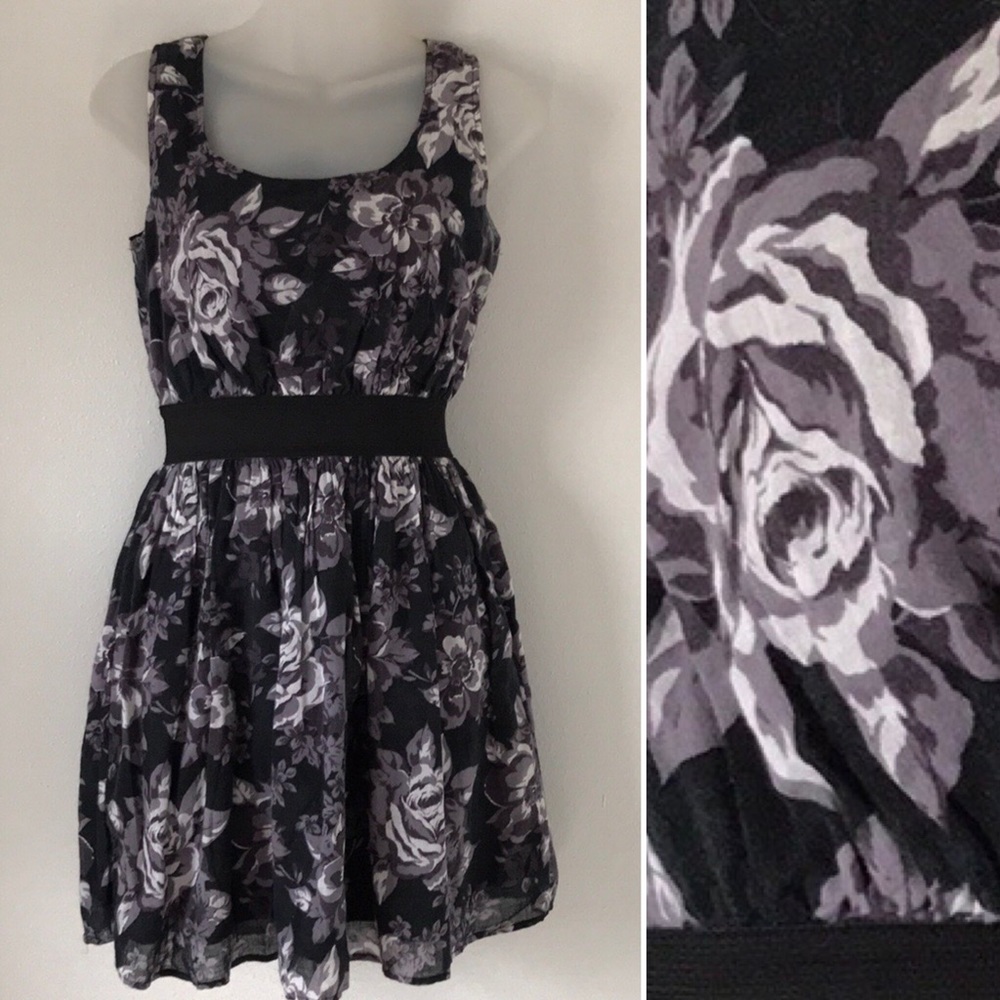 Summer dress great for the new young professional.